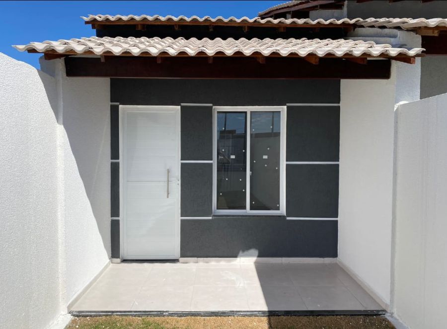 Casa linear em Pedra de Guaratiba