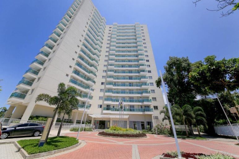 Apartamento com 2 suítes na Barra Olímpica
